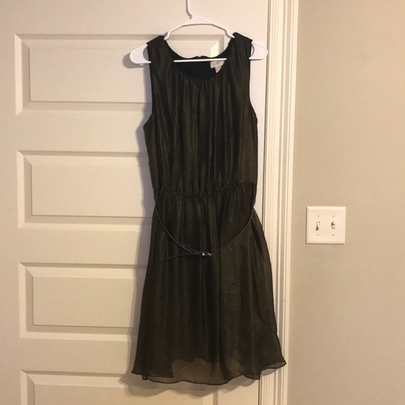 LOFT Dresses & Skirts - Stunning black/gold Ann Taylor Loft party dress